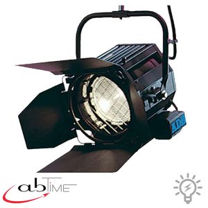 PROJECTEUR STUDIO 2KW FRESNEL